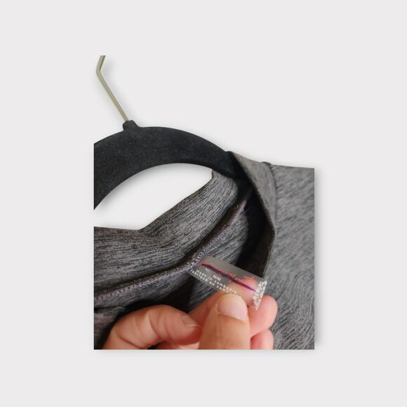 Free People FP Movement Womens Frosty Morning Cut Out Crop Top Gray M Athleisure - Picture 6 of 10